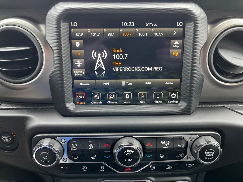 Jeep Gladiator Vehicle Image 20