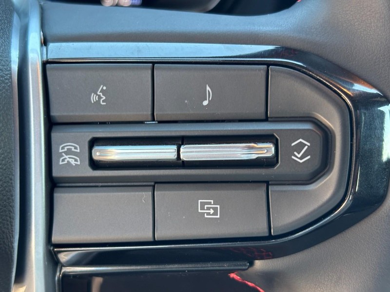 Chevrolet Colorado Vehicle Image 13