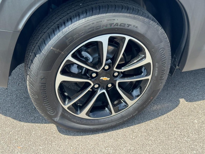 Chevrolet TrailBlazer Vehicle Image 04