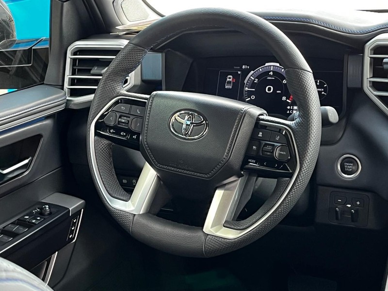 Toyota Tundra 4WD Vehicle Image 13