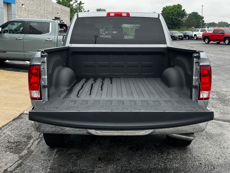Ram 1500 Classic Vehicle Image 05