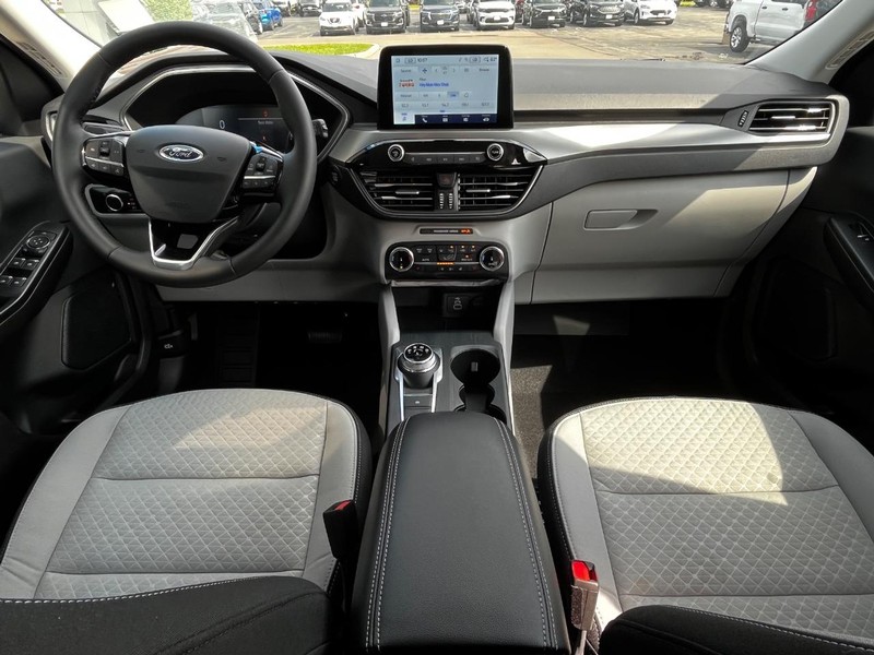 Ford Escape Vehicle Image 11