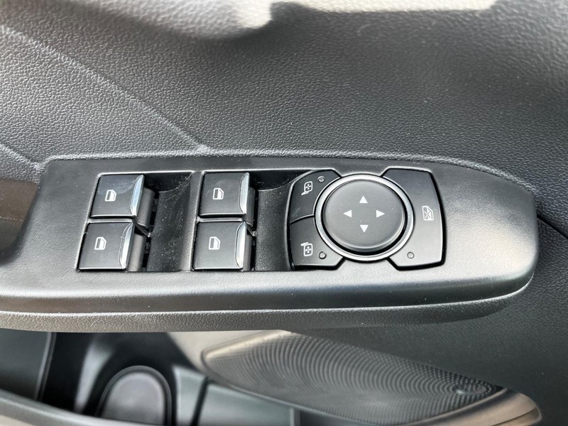 Ford Escape Vehicle Image 14