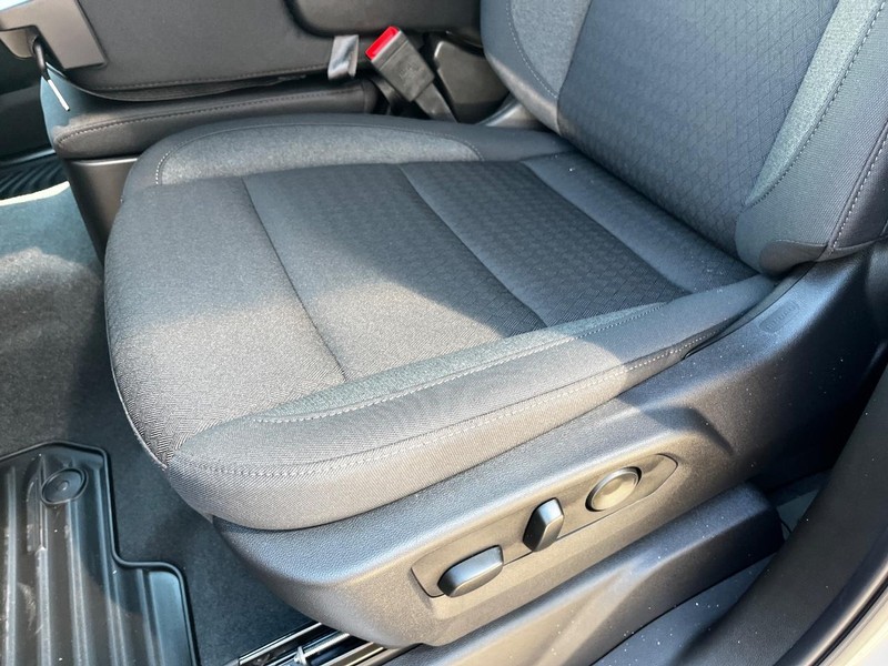 Chevrolet Silverado 1500 Vehicle Image 09