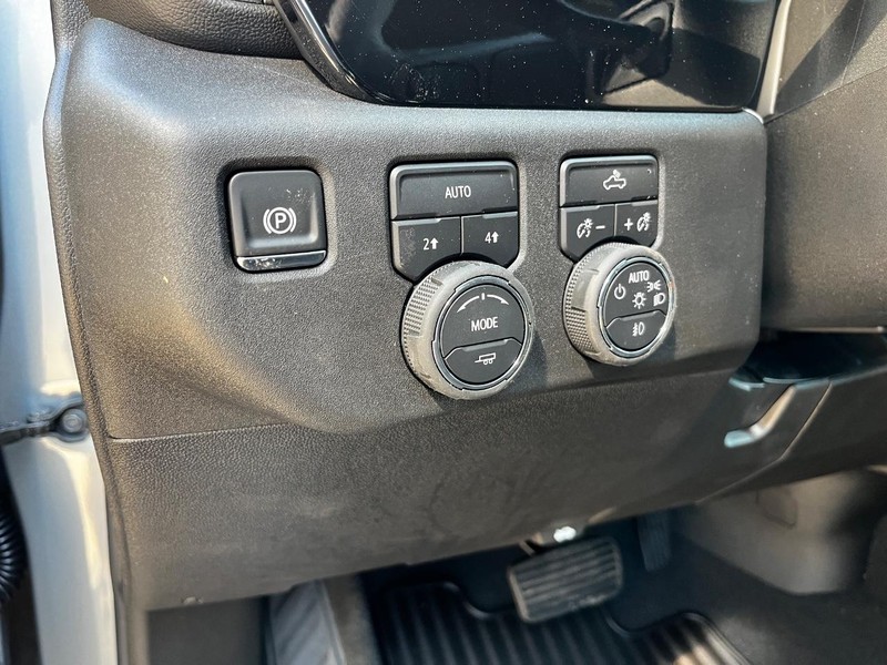 Chevrolet Silverado 1500 Vehicle Image 10