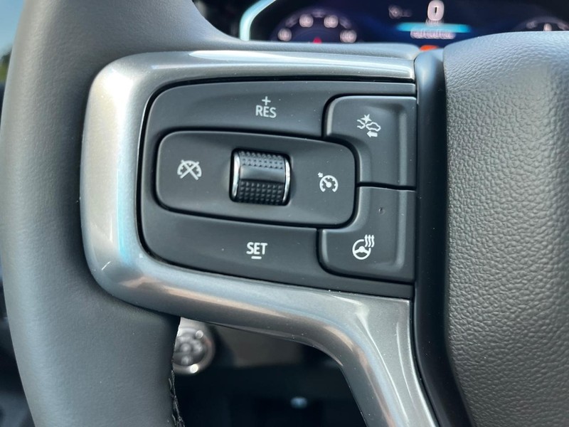 Chevrolet Silverado 1500 Vehicle Image 11