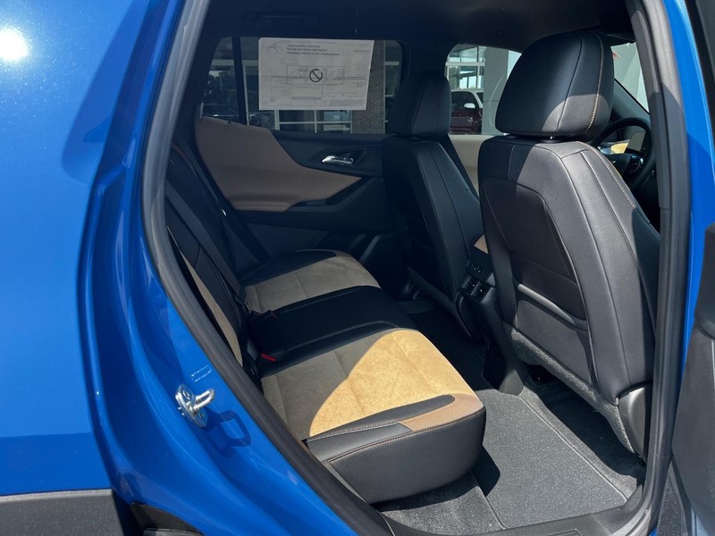 Chevrolet Equinox Vehicle Image 04