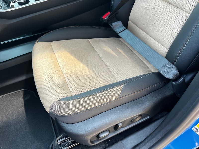 Chevrolet Equinox Vehicle Image 10