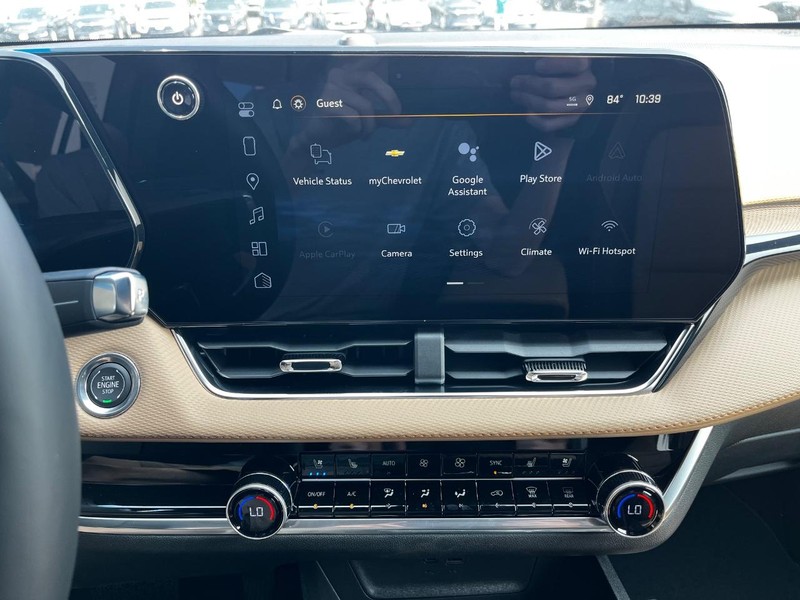 Chevrolet Equinox Vehicle Image 15