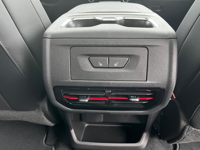 Chevrolet Silverado EV Vehicle Image 05
