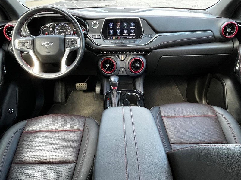 Chevrolet Blazer Vehicle Image 12