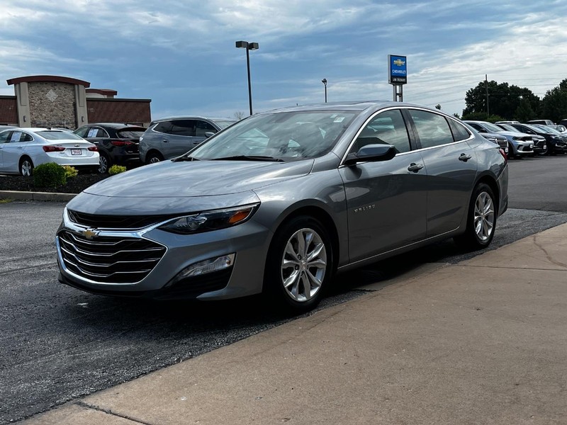 Chevrolet Malibu Vehicle Image 08