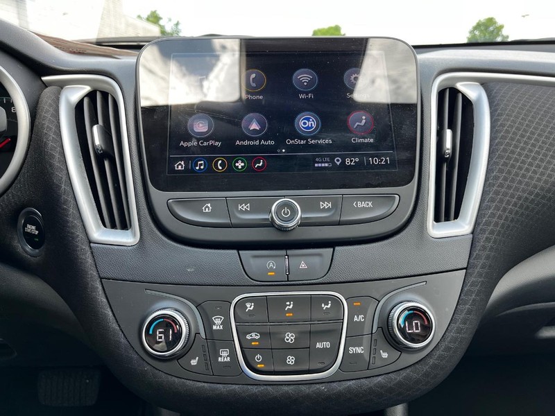 Chevrolet Malibu Vehicle Image 20