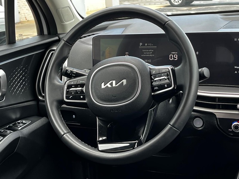 Kia Sorento Vehicle Image 12