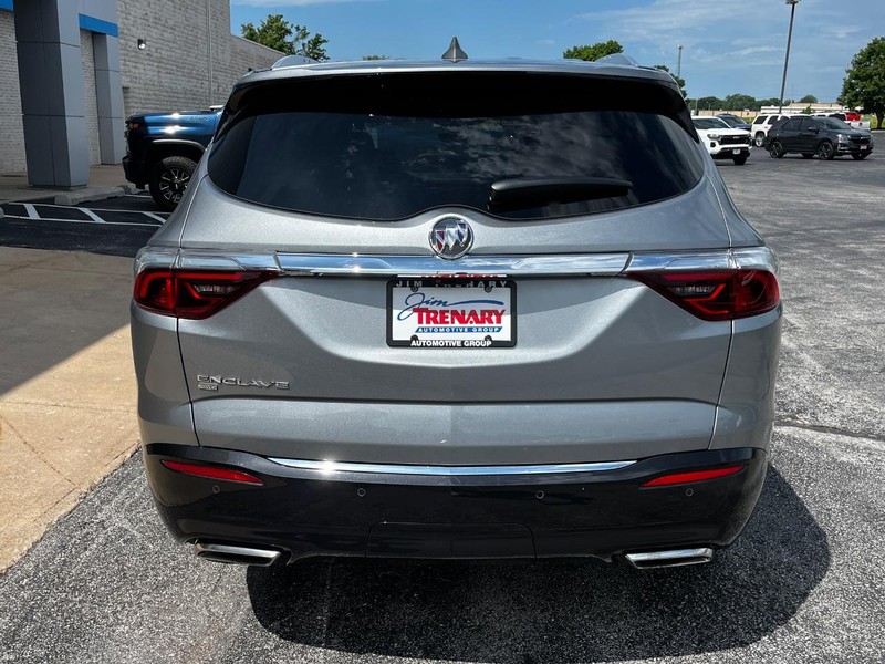 Buick Enclave Vehicle Image 04