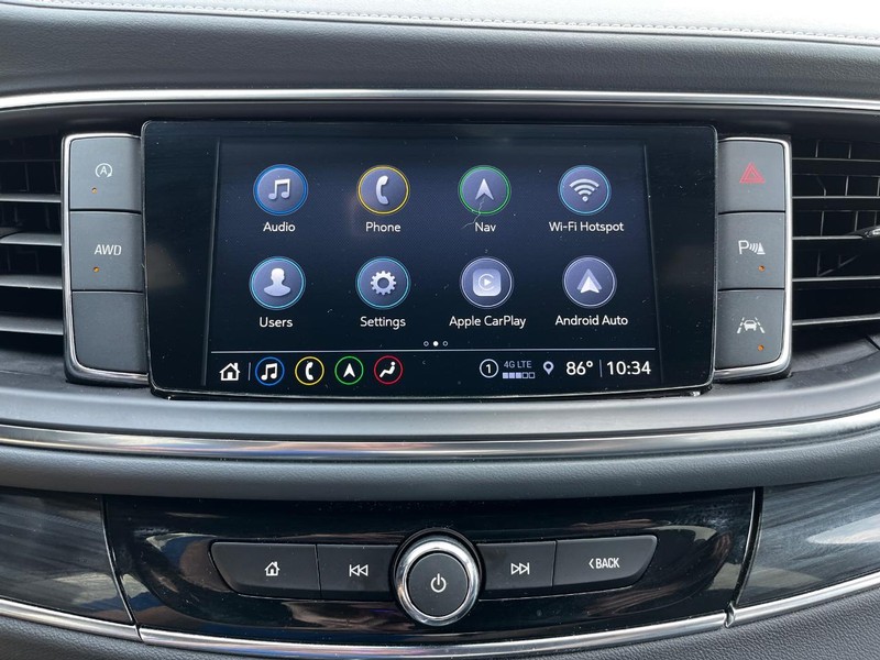 Buick Enclave Vehicle Image 23