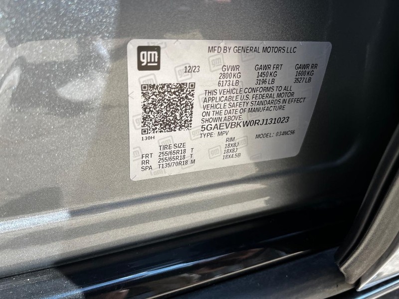 Buick Enclave Vehicle Image 25