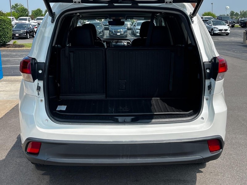 Toyota Highlander Vehicle Image 05