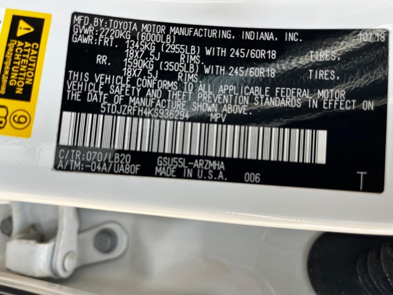 Toyota Highlander Vehicle Image 25