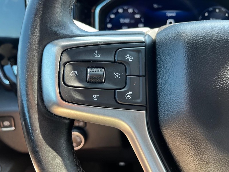 Chevrolet Silverado 1500 Vehicle Image 11