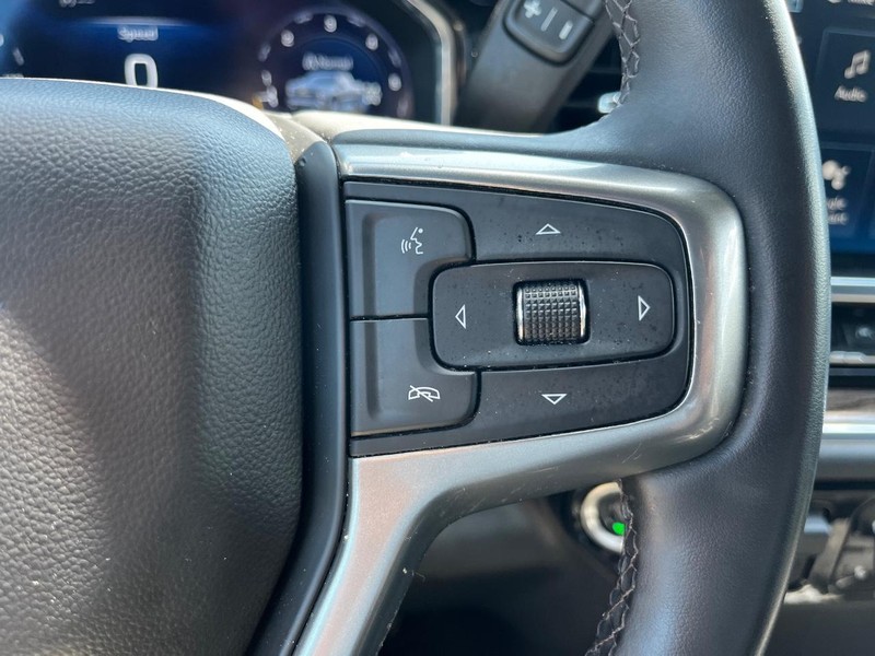 Chevrolet Silverado 1500 Vehicle Image 12