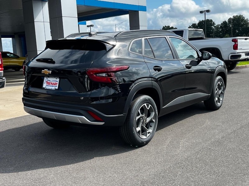 Chevrolet Trax Vehicle Image 03