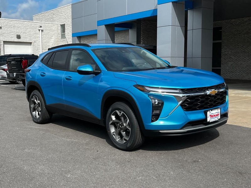 Chevrolet Trax Vehicle Image 02