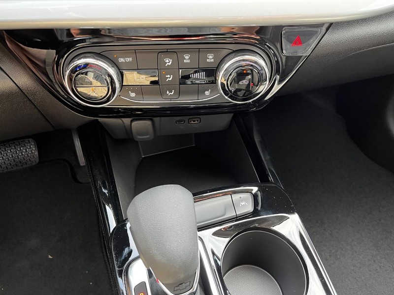Chevrolet Trax Vehicle Image 13