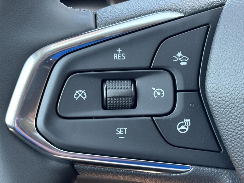 Chevrolet Trax Vehicle Image 12