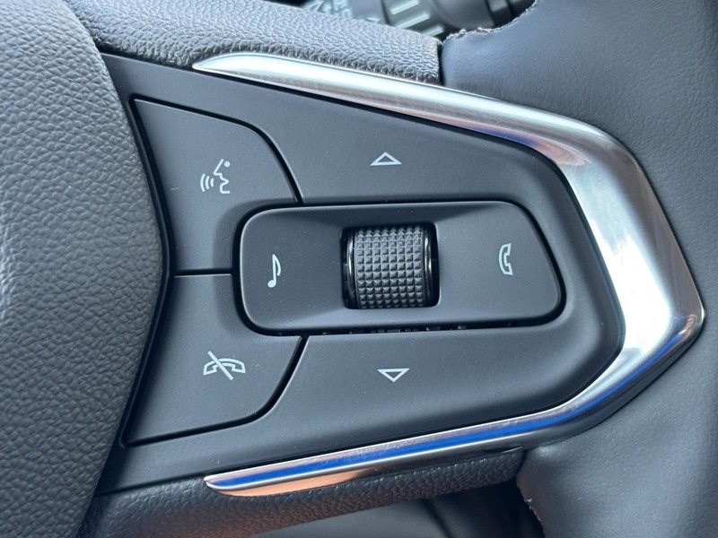 Chevrolet Trax Vehicle Image 13