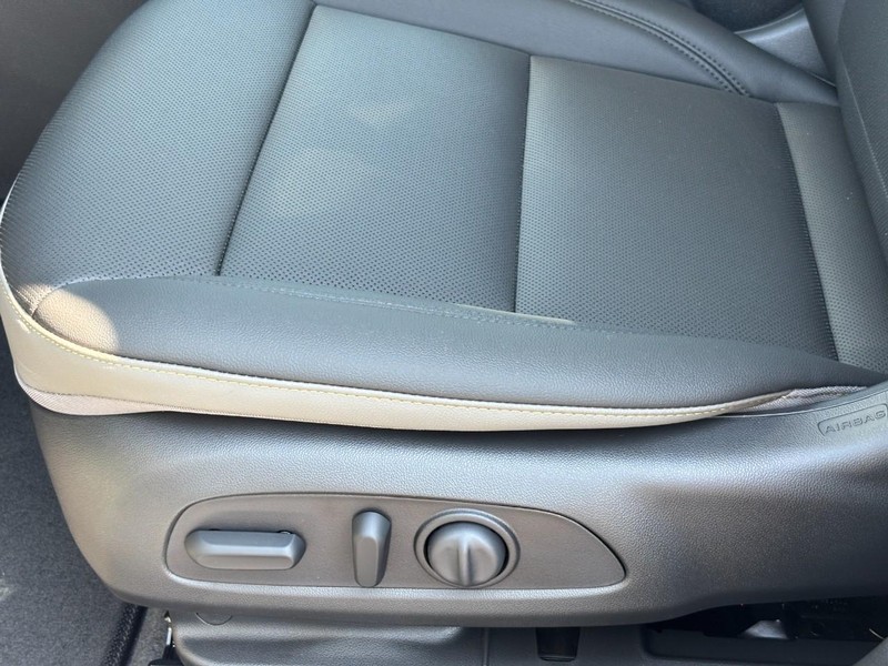 Chevrolet Trax Vehicle Image 18