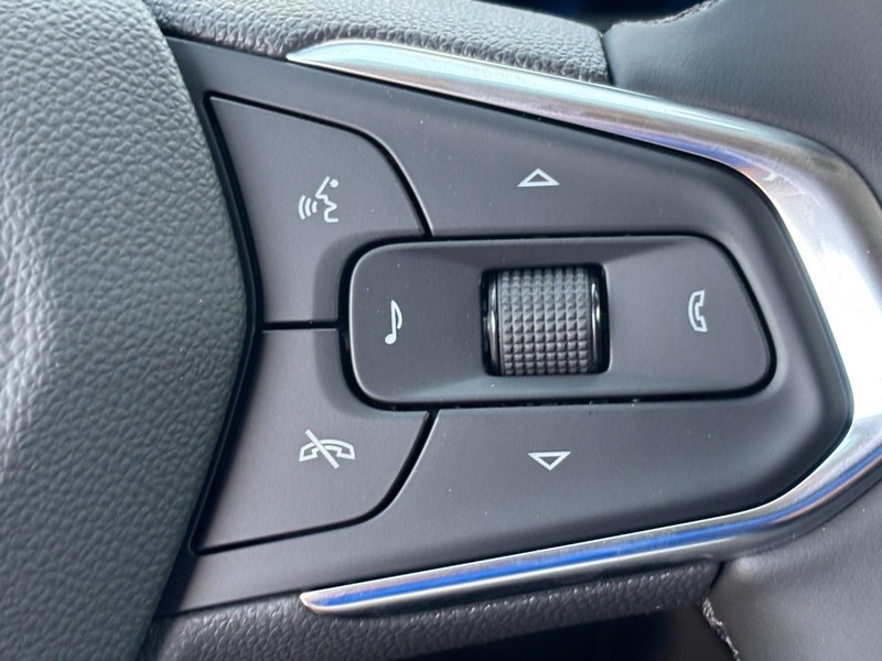 Chevrolet Trax Vehicle Image 13