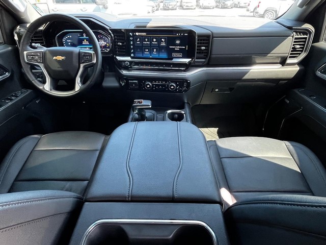 2024 Chevrolet Silverado 1500 LTZ - Photo 11