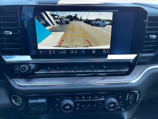2024 Chevrolet Silverado 1500 LTZ - Photo 22