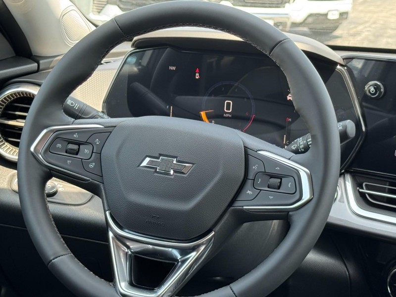 Chevrolet Trax Vehicle Image 07