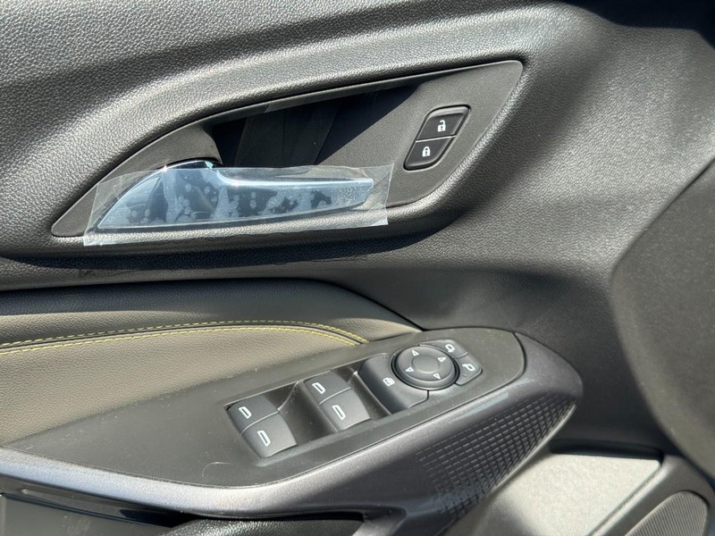 Chevrolet Trax Vehicle Image 10