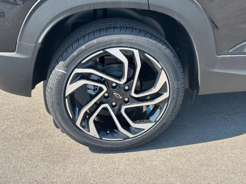 Chevrolet TrailBlazer Vehicle Image 04