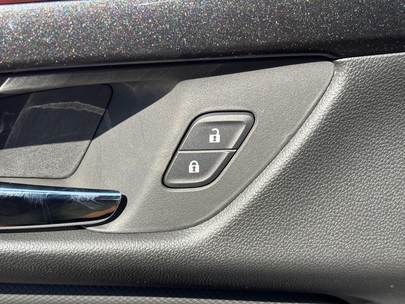 Chevrolet TrailBlazer Vehicle Image 19