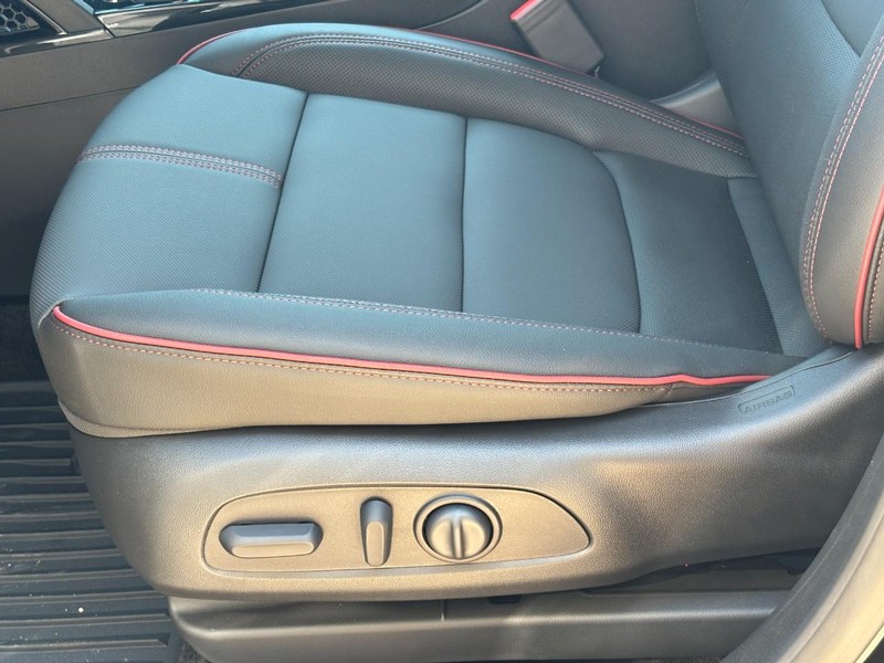 Chevrolet TrailBlazer Vehicle Image 20