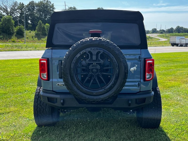 Ford Bronco Vehicle Image 04