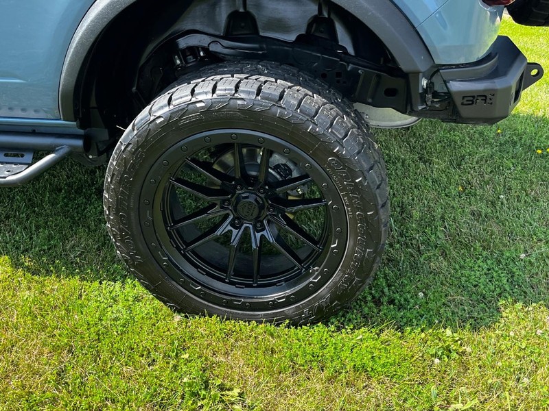 Ford Bronco Vehicle Image 07