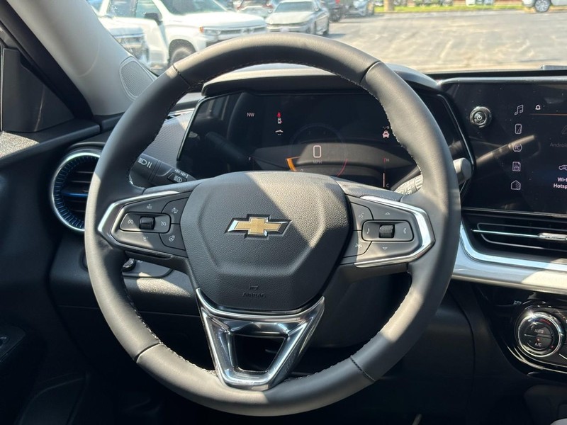 Chevrolet Trax Vehicle Image 07