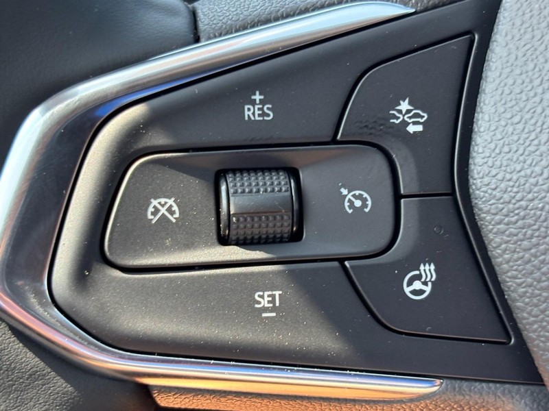 Chevrolet Trax Vehicle Image 12