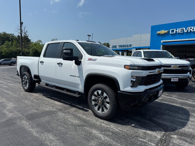 Chevrolet Silverado 2500HD Vehicle Image 02