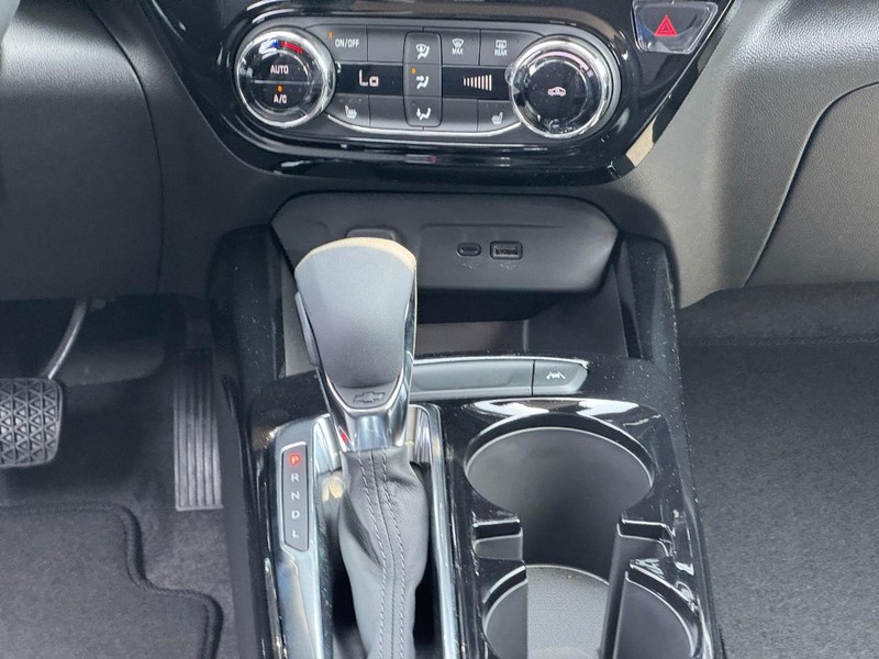 Chevrolet Trax Vehicle Image 09