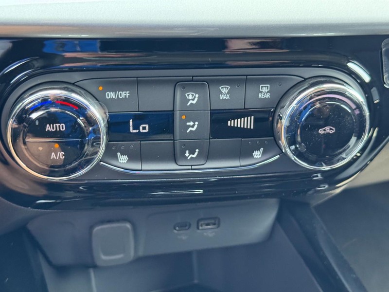 Chevrolet Trax Vehicle Image 14