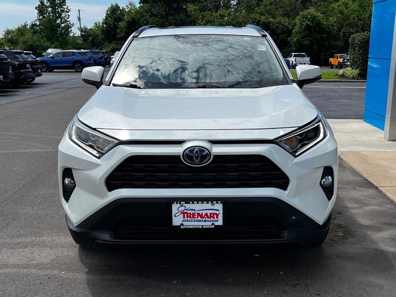 Toyota RAV4 Hybrid Vehicle Image 09