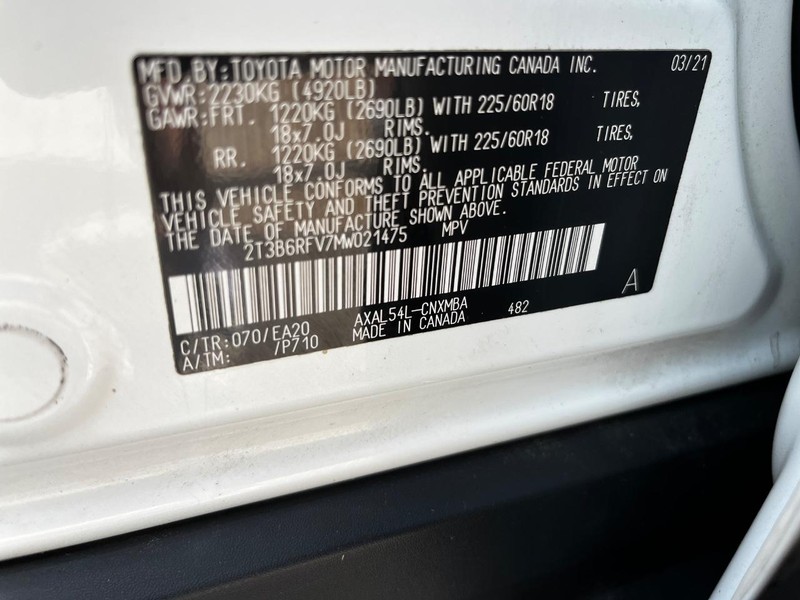 Toyota RAV4 Hybrid Vehicle Image 23