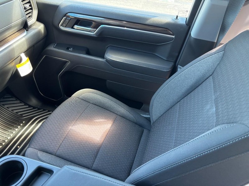 Chevrolet Silverado 1500 Vehicle Image 11