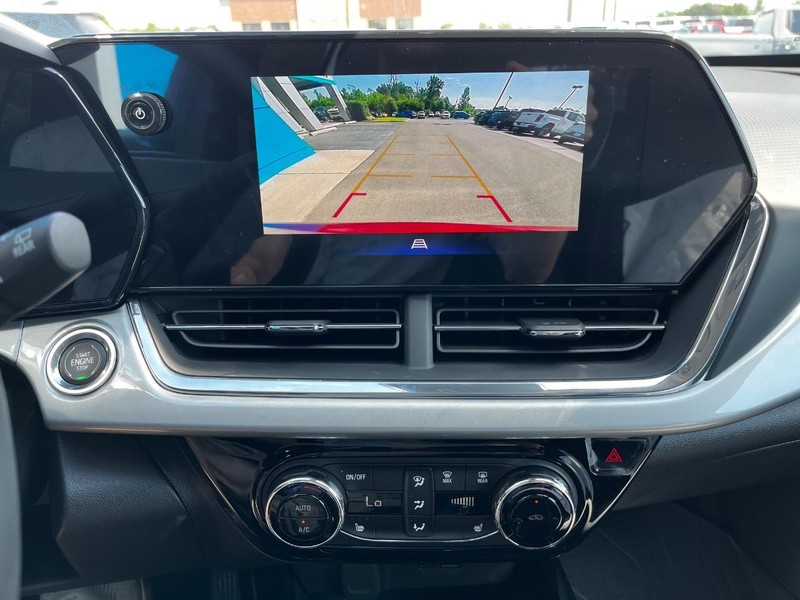 Chevrolet Trax Vehicle Image 15